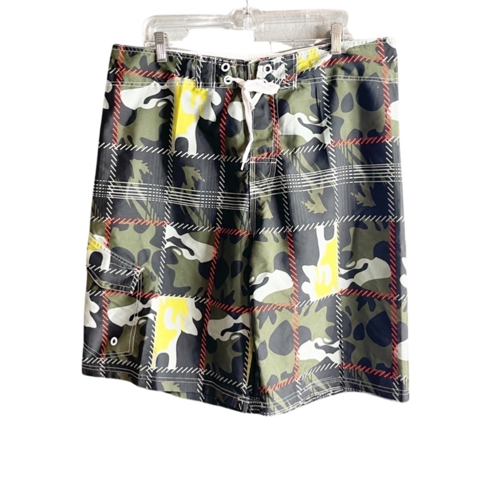 Non Stop Sofich men Camo drawstring size 38 swim shorts